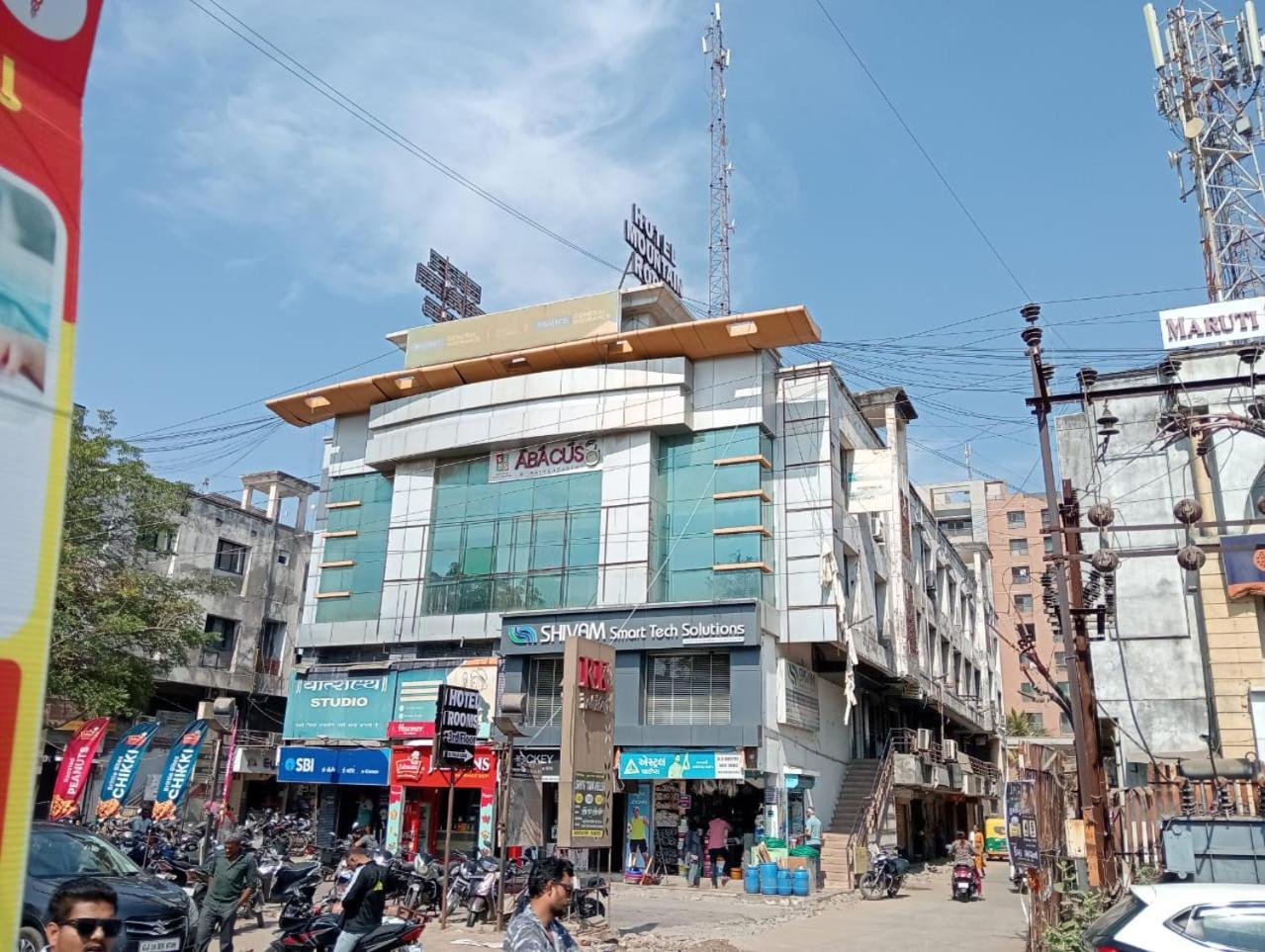 Hotel Mountain Bharuch 외부 사진