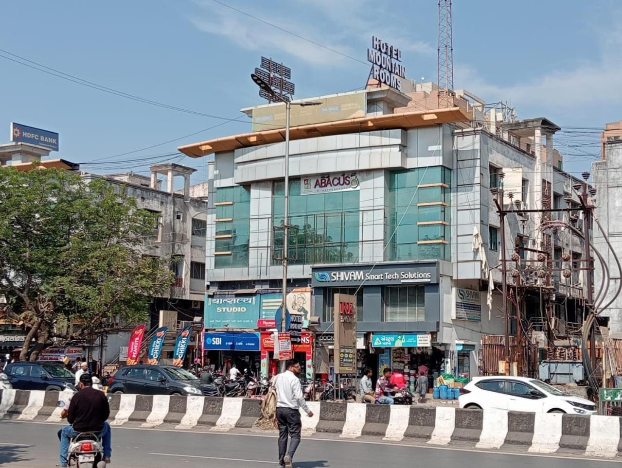 Hotel Mountain Bharuch 외부 사진
